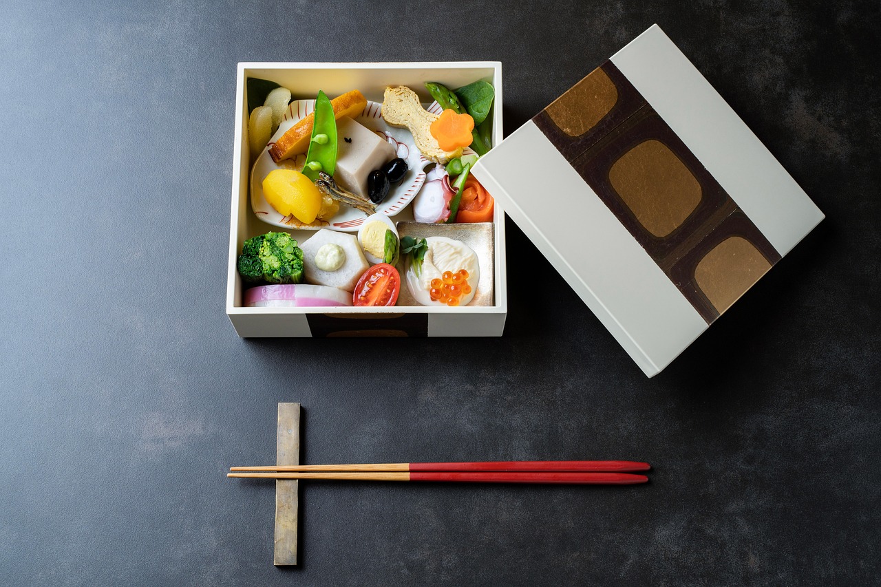 おせちを子供に与える離乳食はいつから始めるべき？